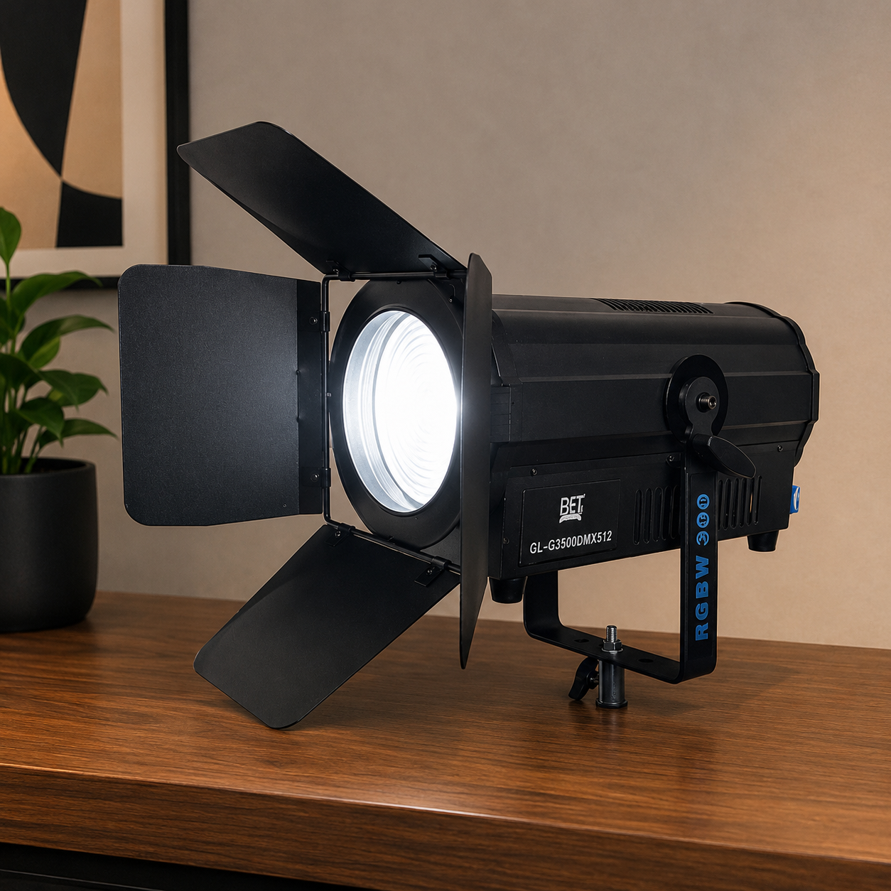 Sewa Fresnel LED 300watt