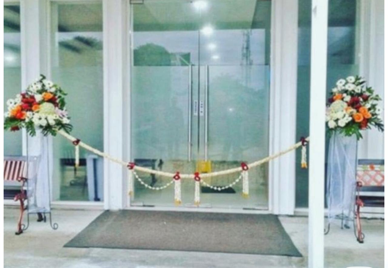 Sewa Pita Peresmian bunga hidup Makassar
