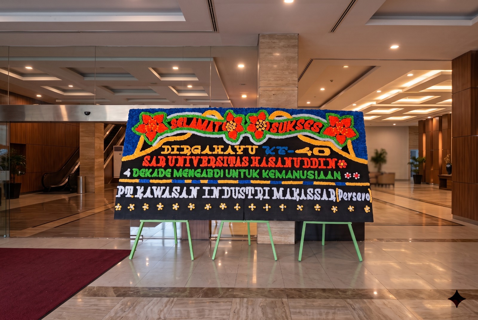 Sewa Karangan bunga 4x2 meter di Makassar