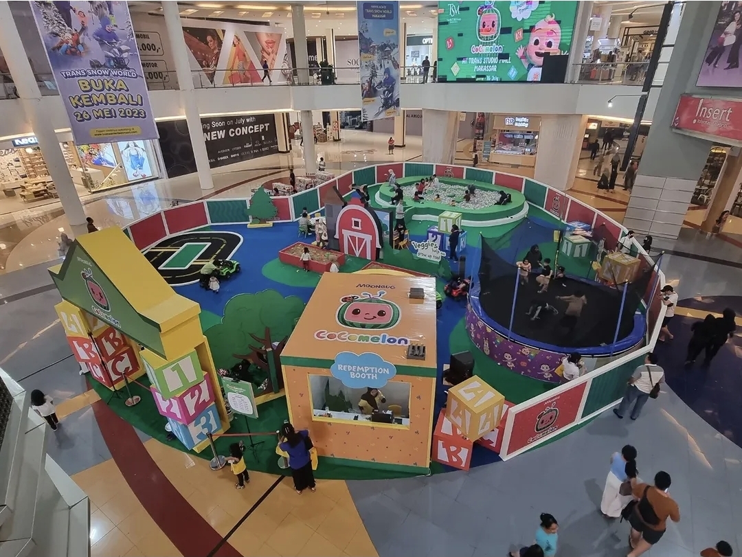 Sewa Booth Desain Spesial di Makassar
